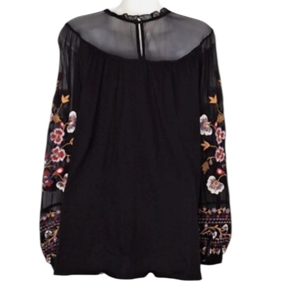 Anthropologie Akemi + Kin Louise Black Embroidered Floral Blouse Size L - Picture 6 of 11